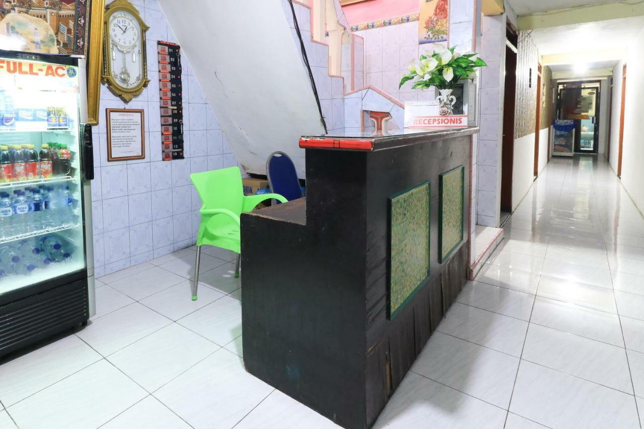 Dharmawati Homestay Syariah At Terminal Purabaya Waru Dış mekan fotoğraf